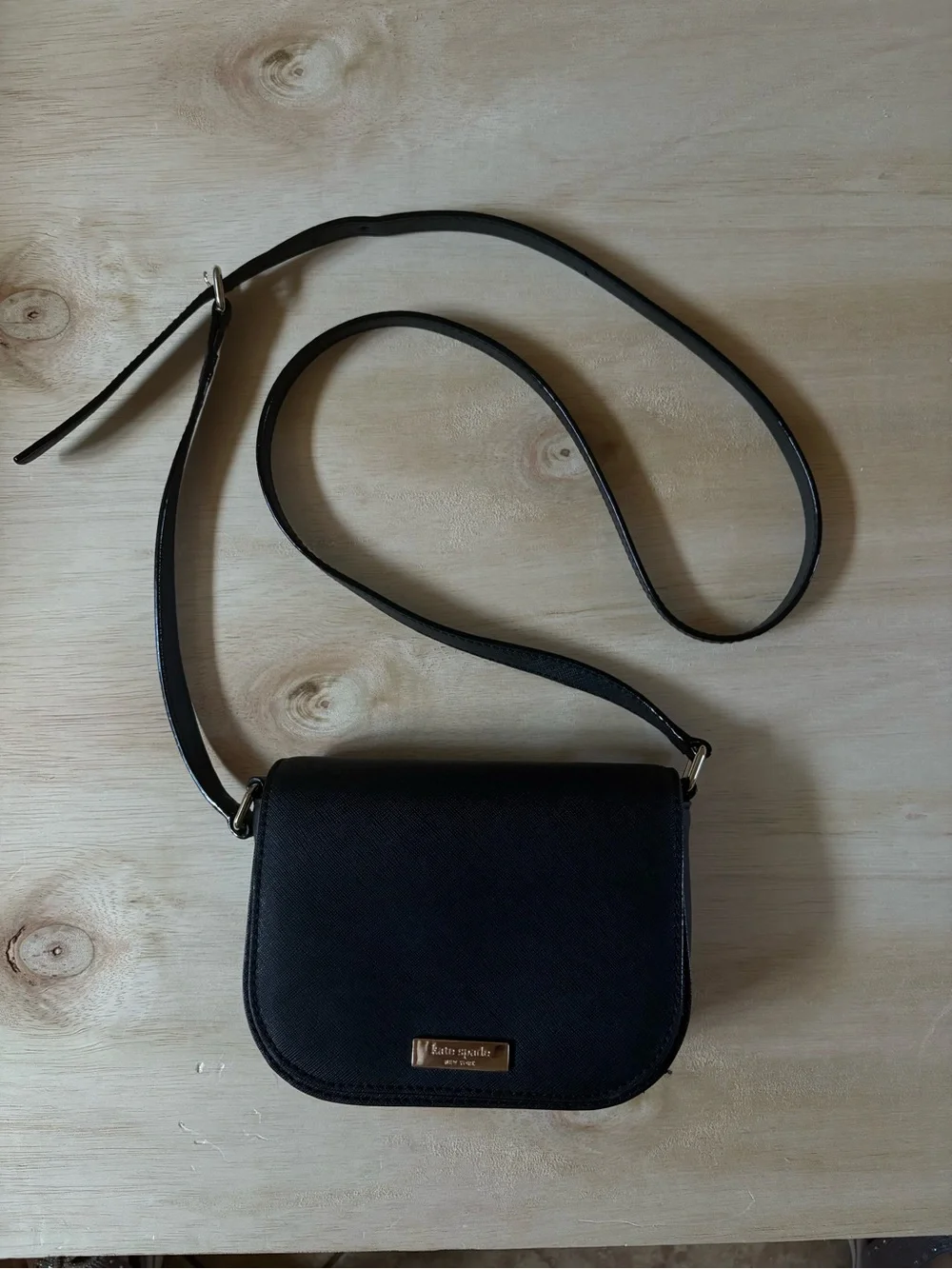 kate spade sleek black